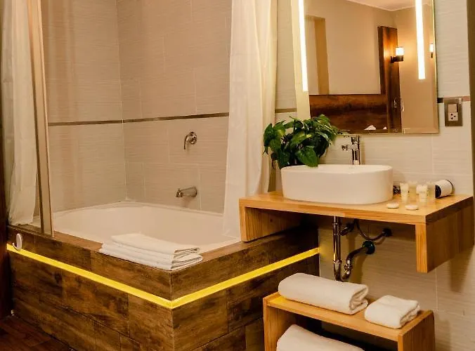 Hotel Polo Corporativo Santa Monica